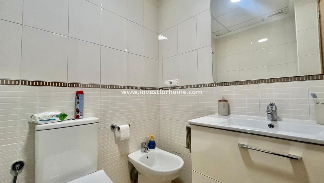 Reventa - Apartamento - Torrevieja - Centro