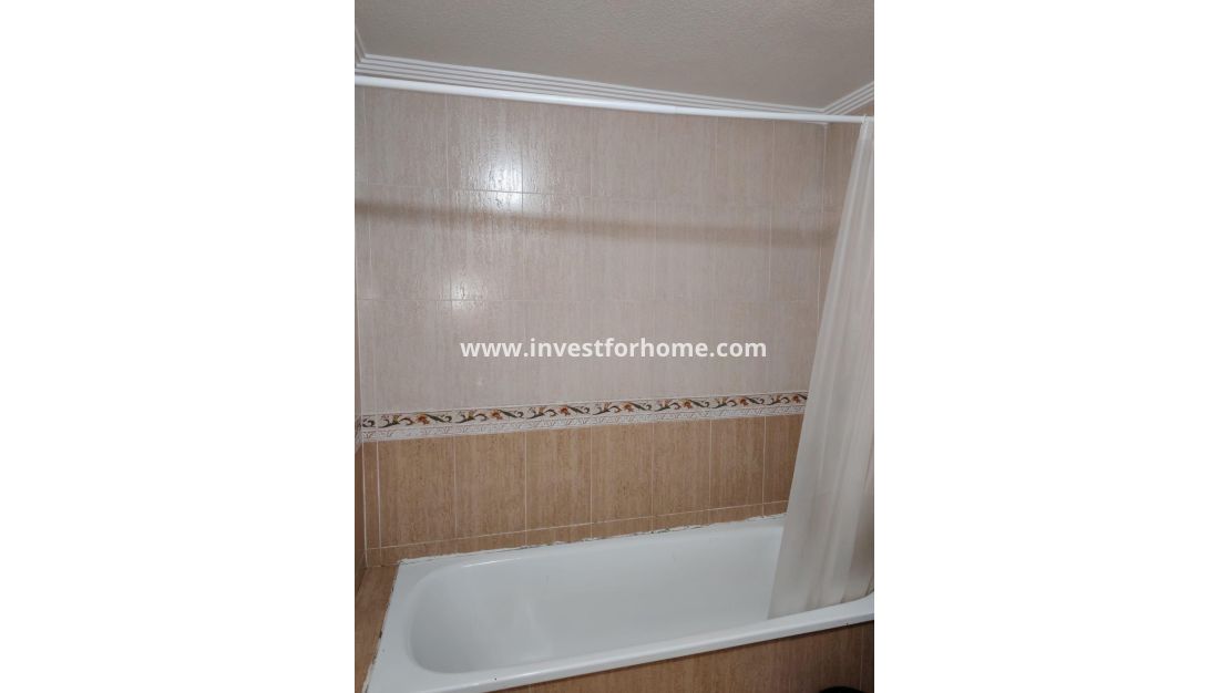 Reventa - Apartamento - Torrevieja - Centro