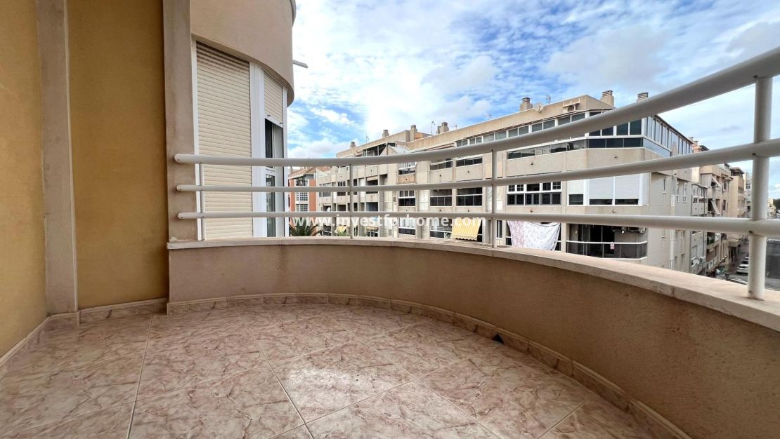 Reventa - Apartamento - Torrevieja - Centro