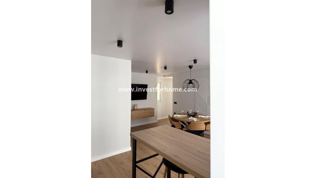 Reventa - Apartamento - Torrevieja - Centro