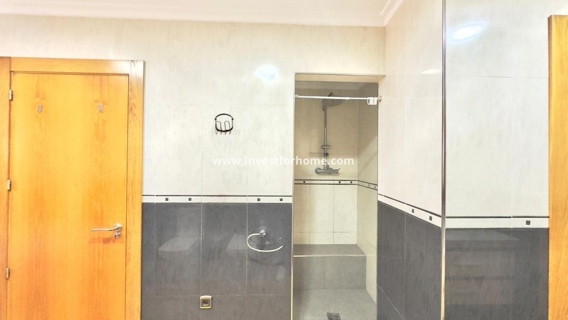 Reventa - Apartamento - Torrevieja - Centro