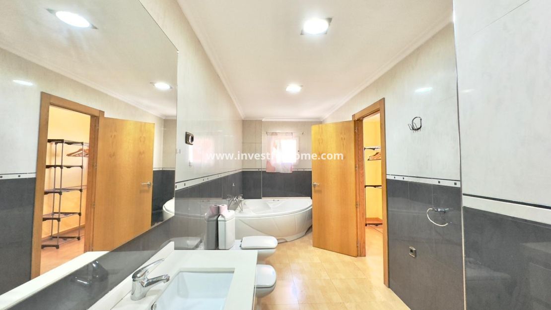 Reventa - Apartamento - Torrevieja - Centro