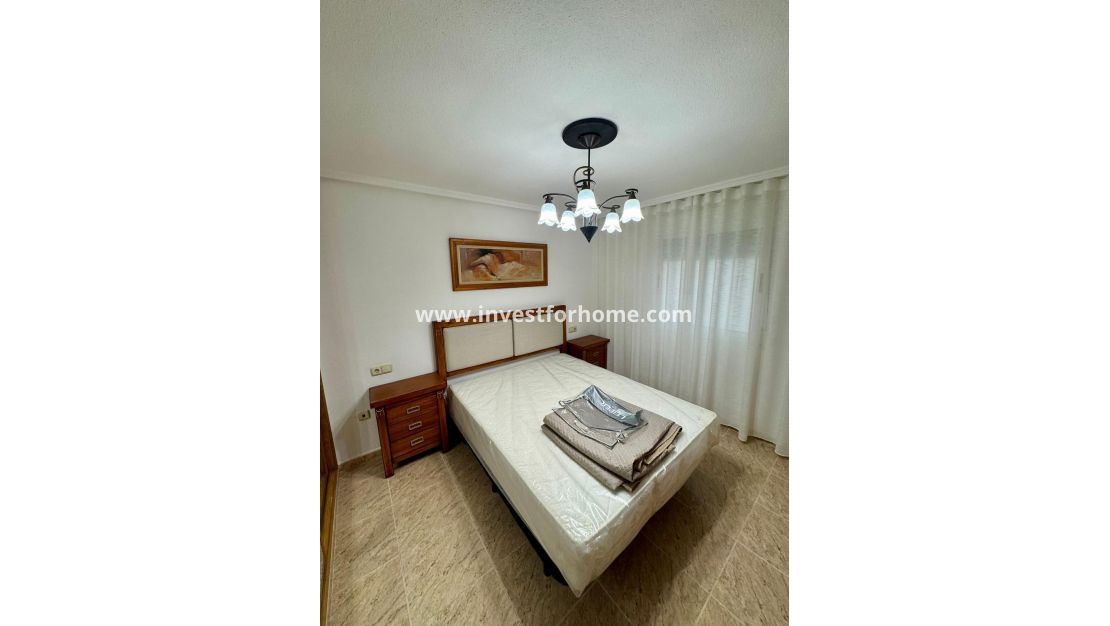 Reventa - Apartamento - Torrevieja - Centro