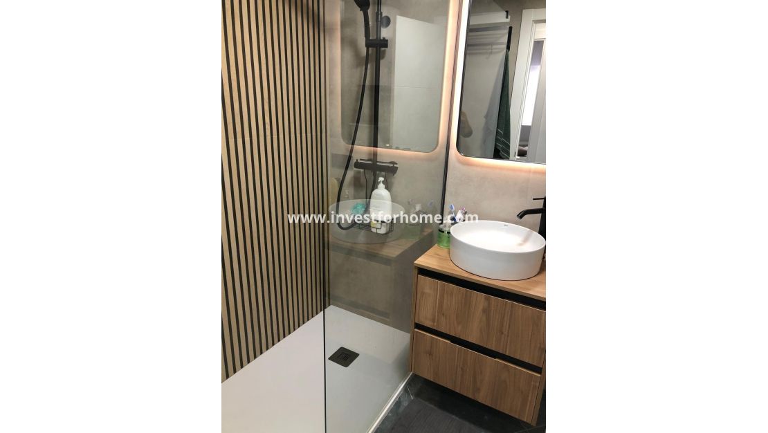 Reventa - Apartamento - Torrevieja - Centro