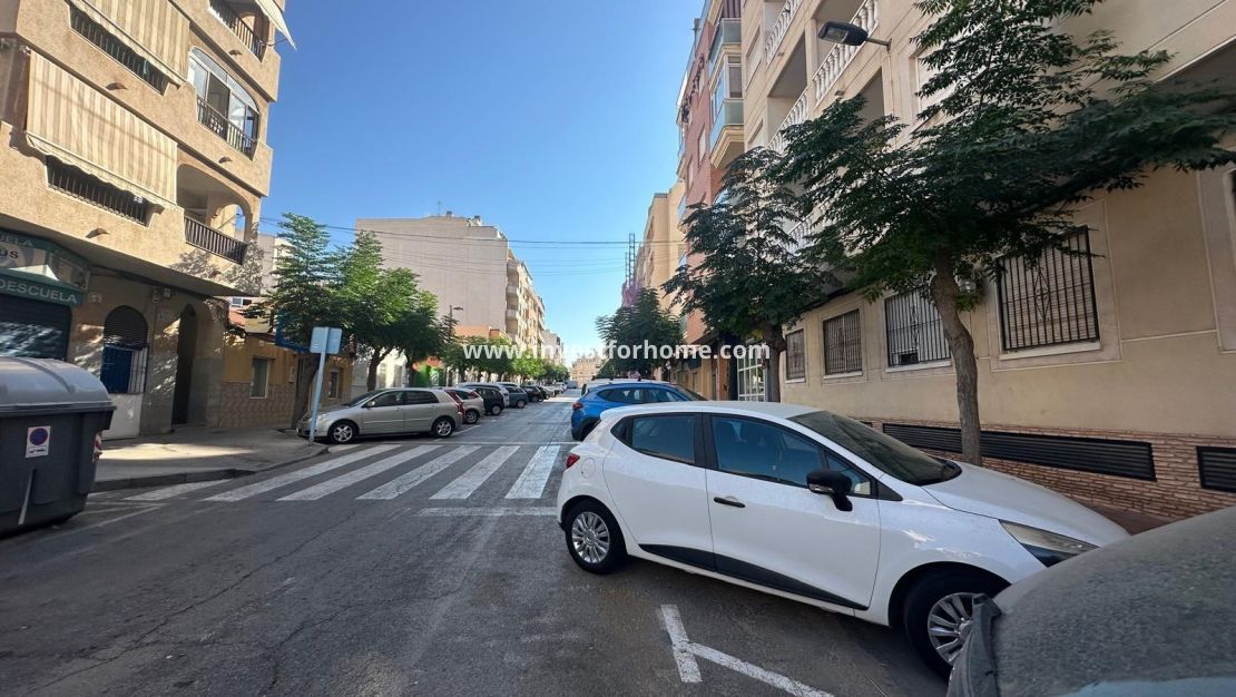Reventa - Apartamento - Torrevieja - Centro