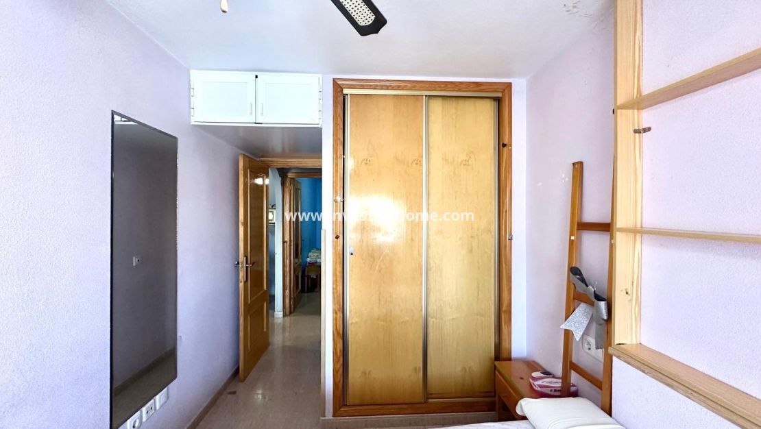 Reventa - Apartamento - Torrevieja - Centro