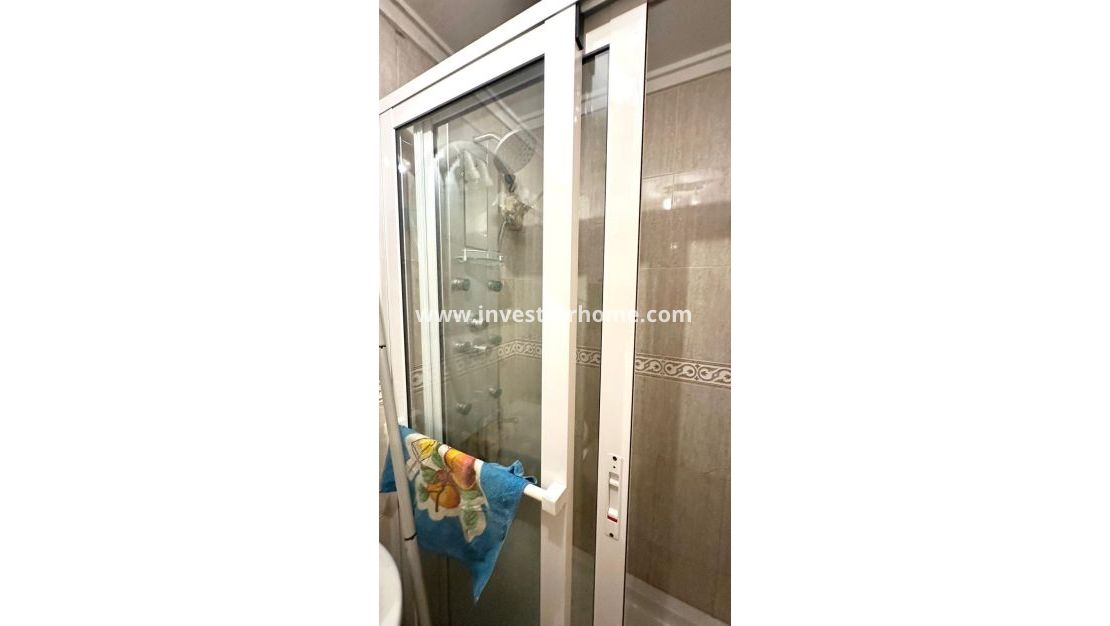 Reventa - Apartamento - Torrevieja - Centro