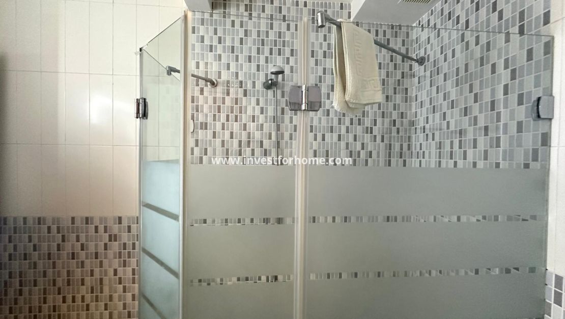 Reventa - Apartamento - Torrevieja - Centro