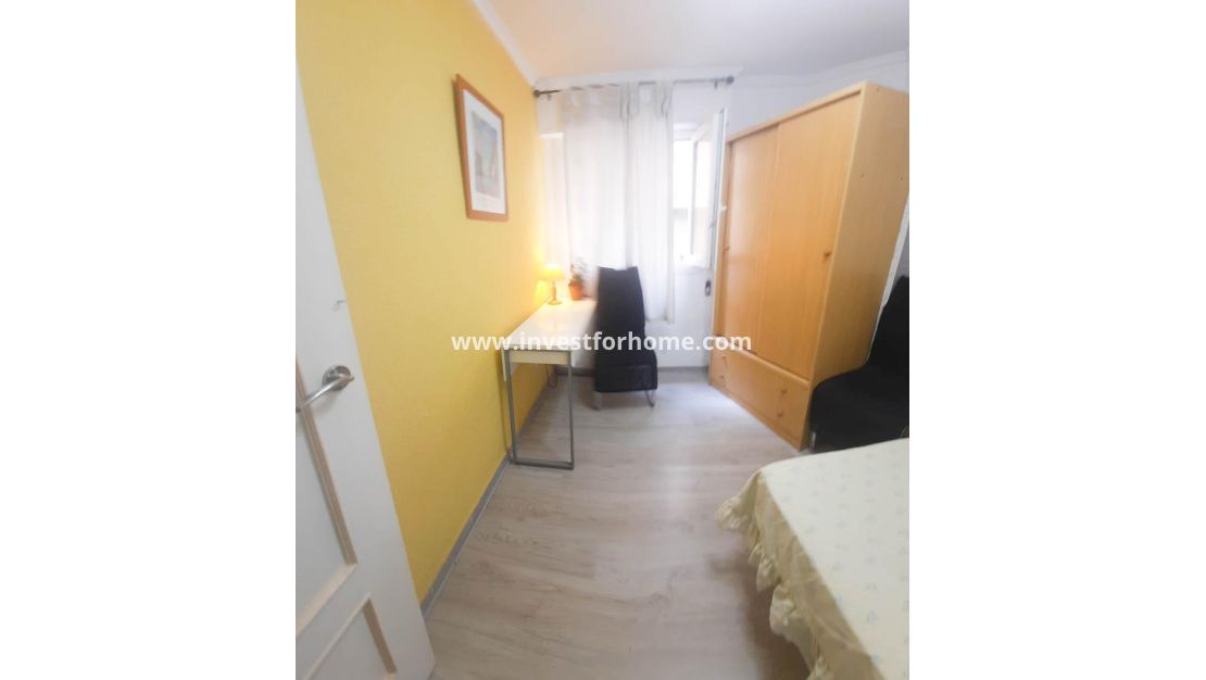 Reventa - Apartamento - Torrevieja - Centro