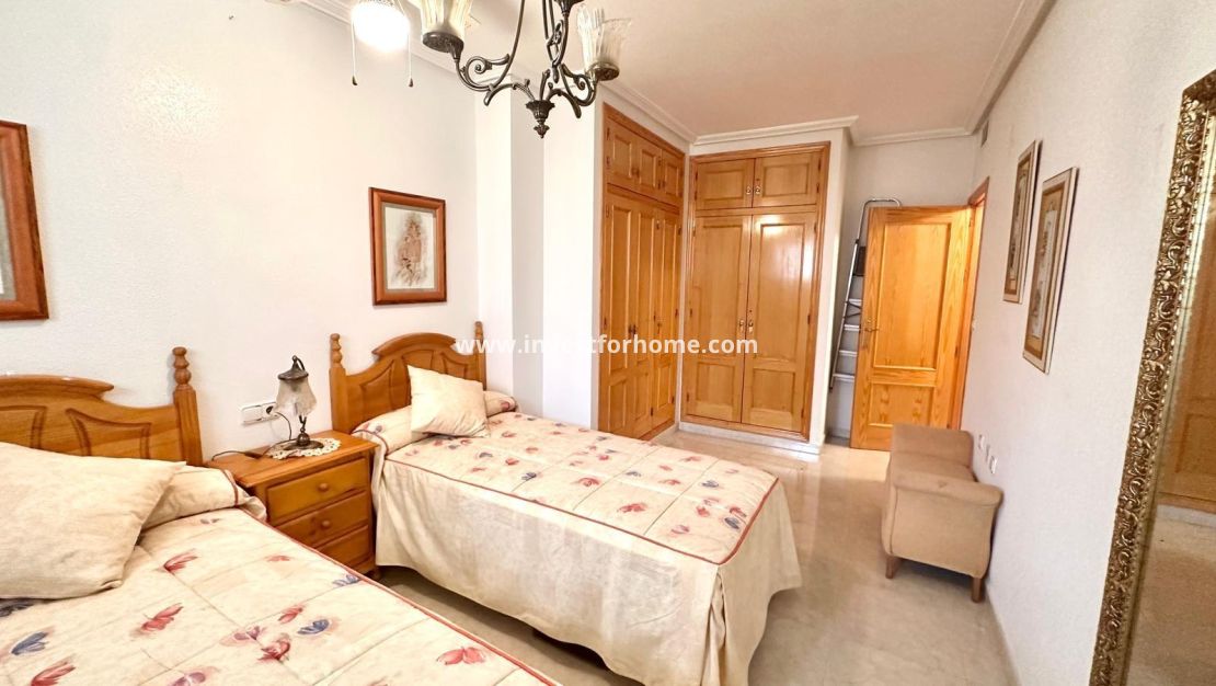 Reventa - Apartamento - Torrevieja - Centro
