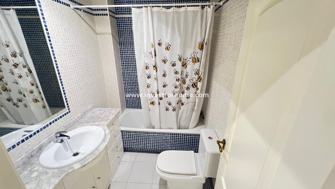 Reventa - Apartamento - Torrevieja - Centro