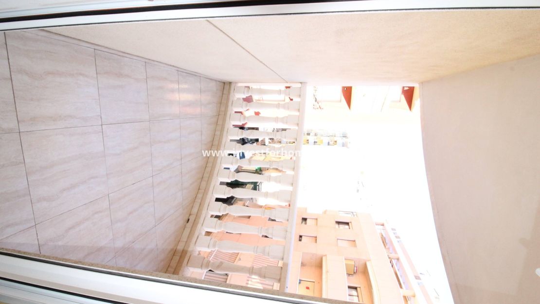 Reventa - Apartamento - Torrevieja - Centro