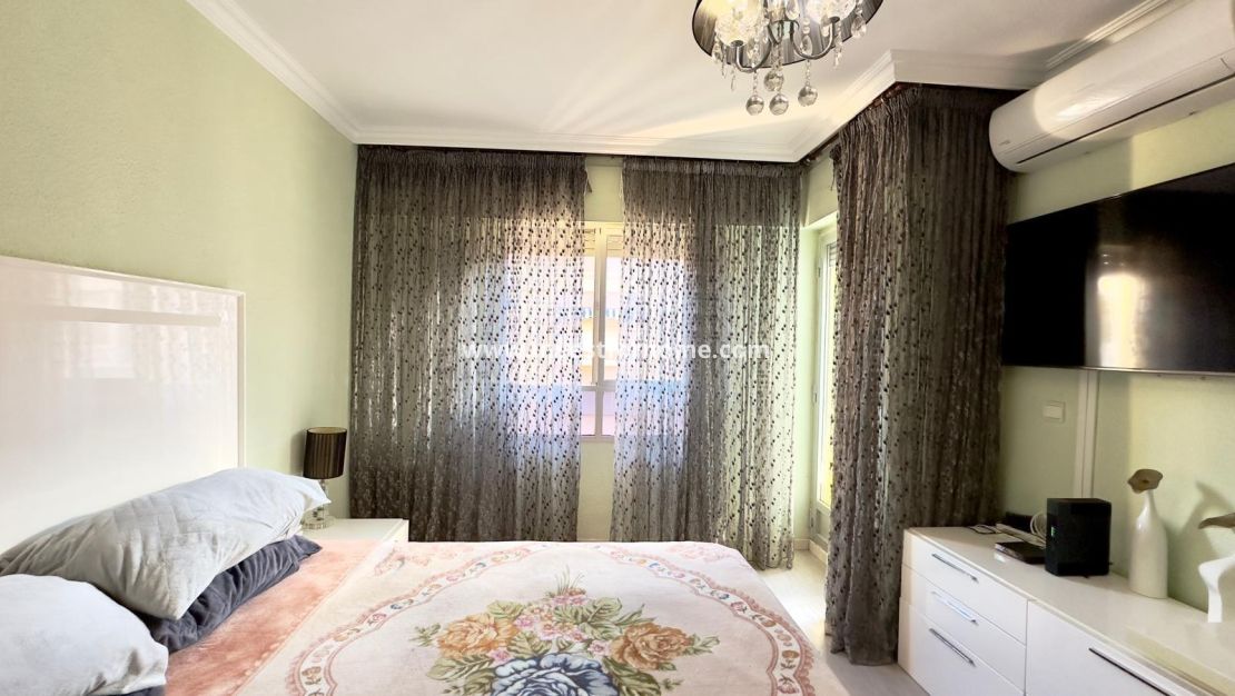 Reventa - Apartamento - Torrevieja - Centro