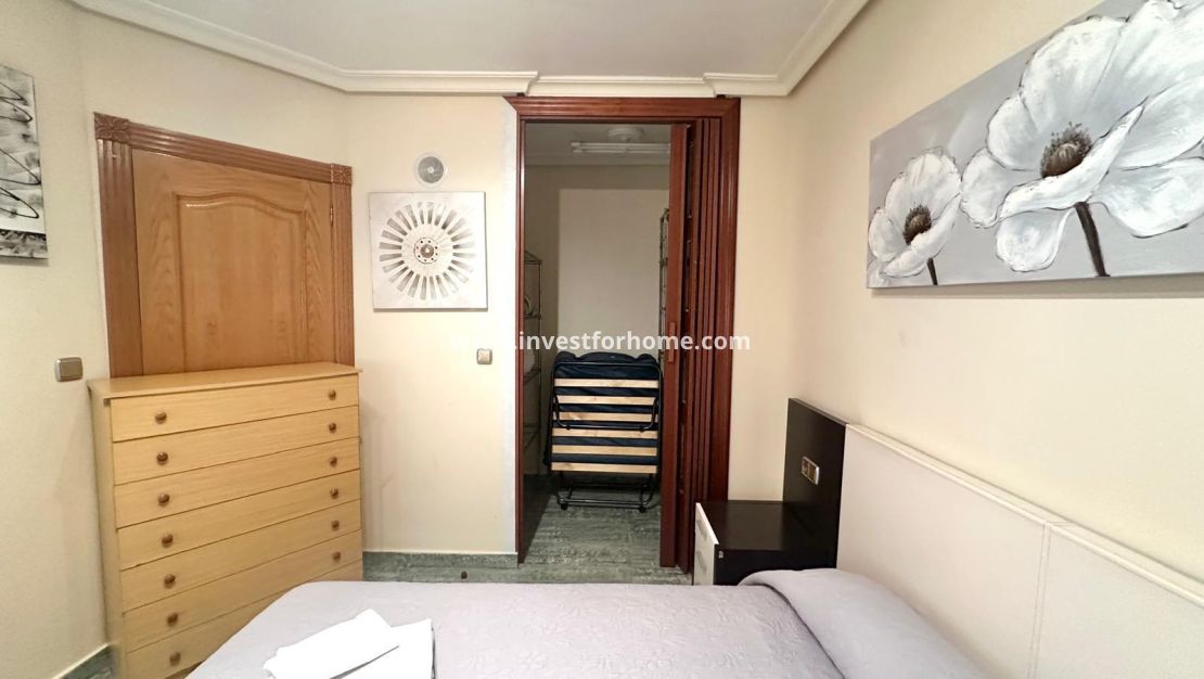 Reventa - Apartamento - Torrevieja - Centro