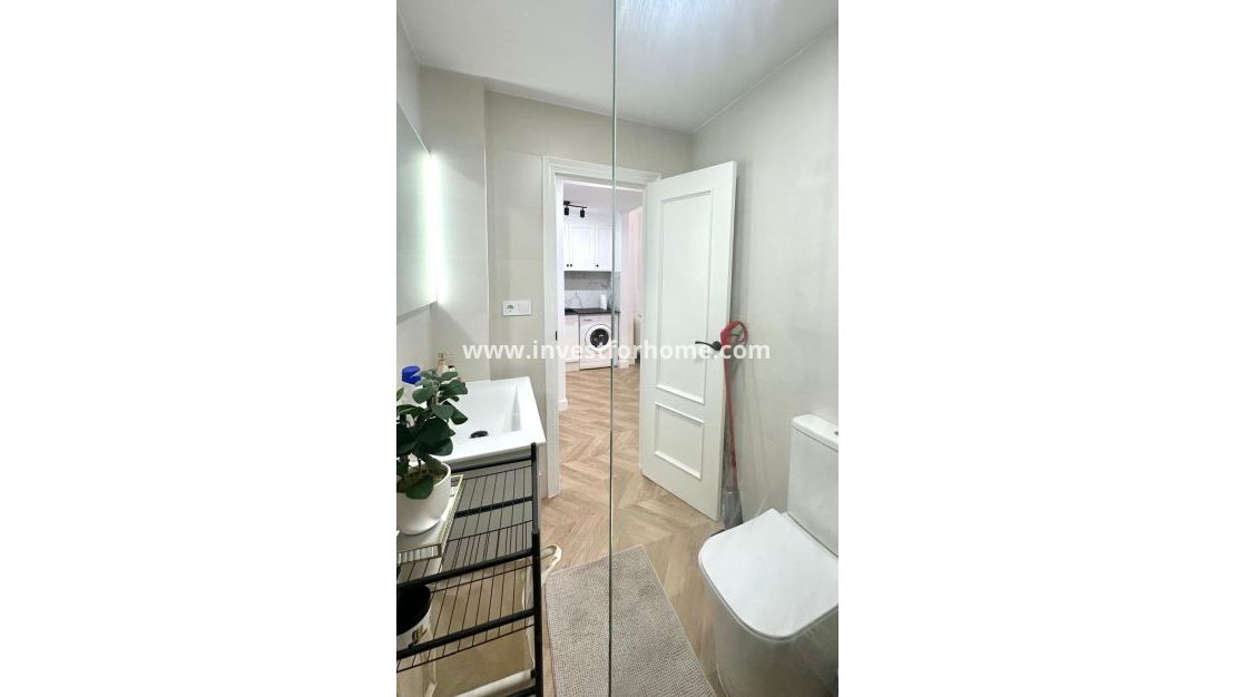 Reventa - Apartamento - Torrevieja - Centro