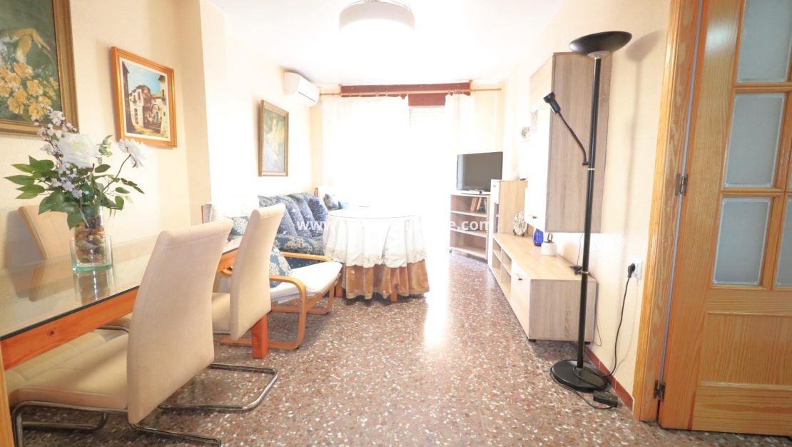 Reventa - Apartamento - Torrevieja - Centro