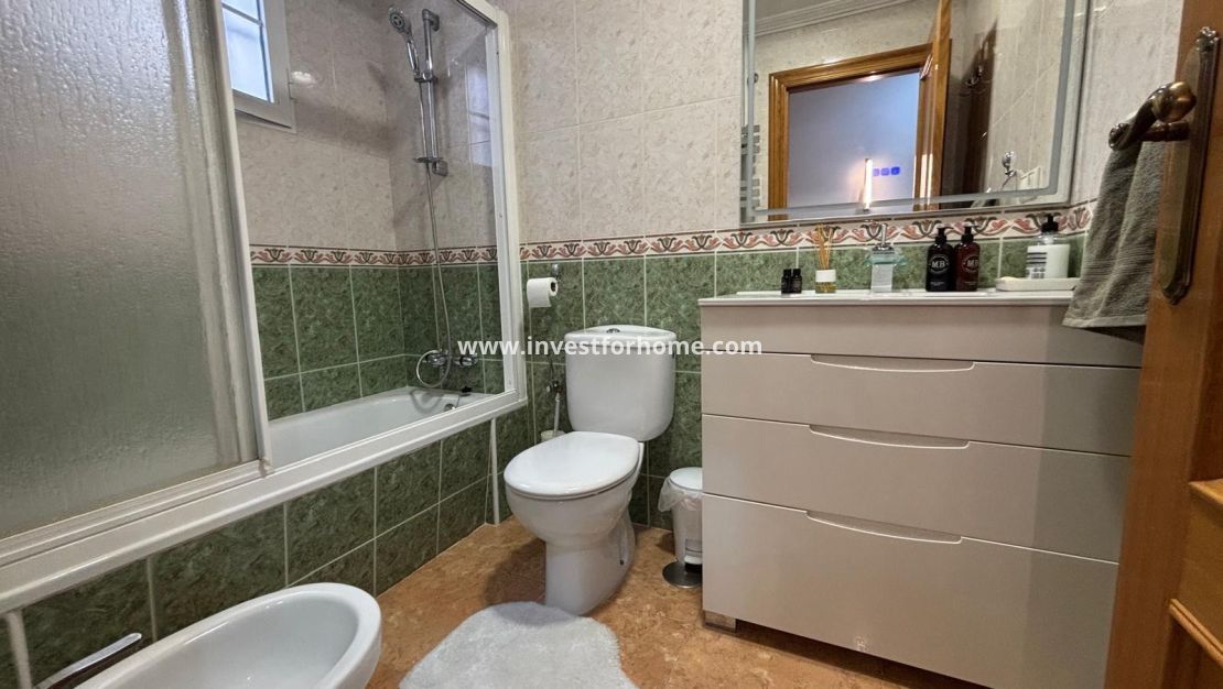 Reventa - Apartamento - Torrevieja - Centro