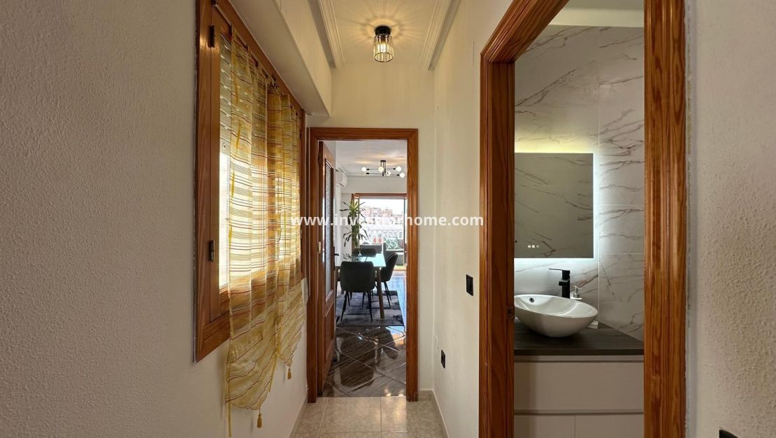 Reventa - Apartamento - Torrevieja - Centro