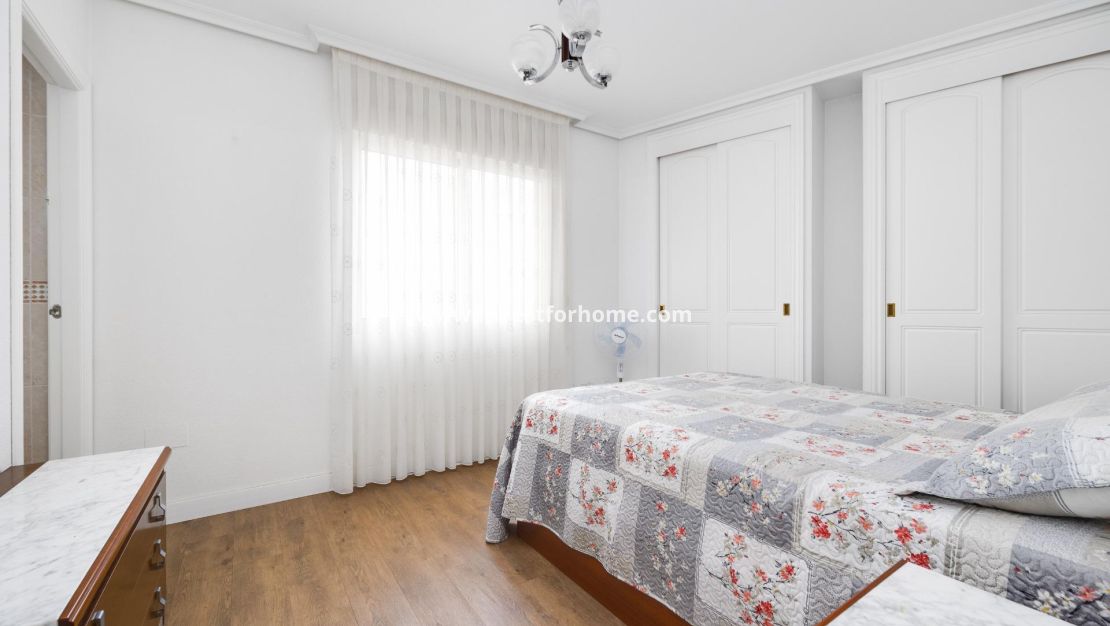 Reventa - Apartamento - Torrevieja - Centro