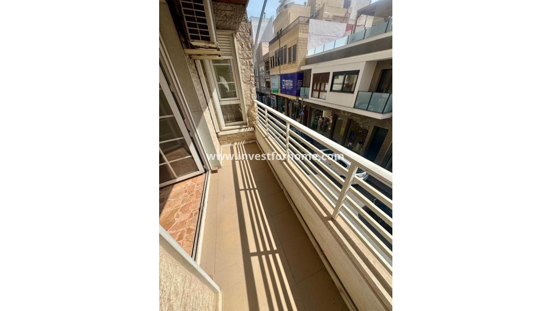 Reventa - Apartamento - Torrevieja - Centro