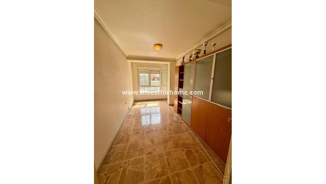 Reventa - Apartamento - Torrevieja - Centro