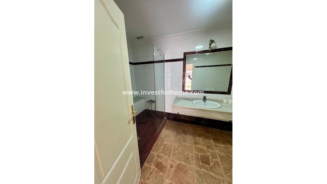 Reventa - Apartamento - Torrevieja - Centro