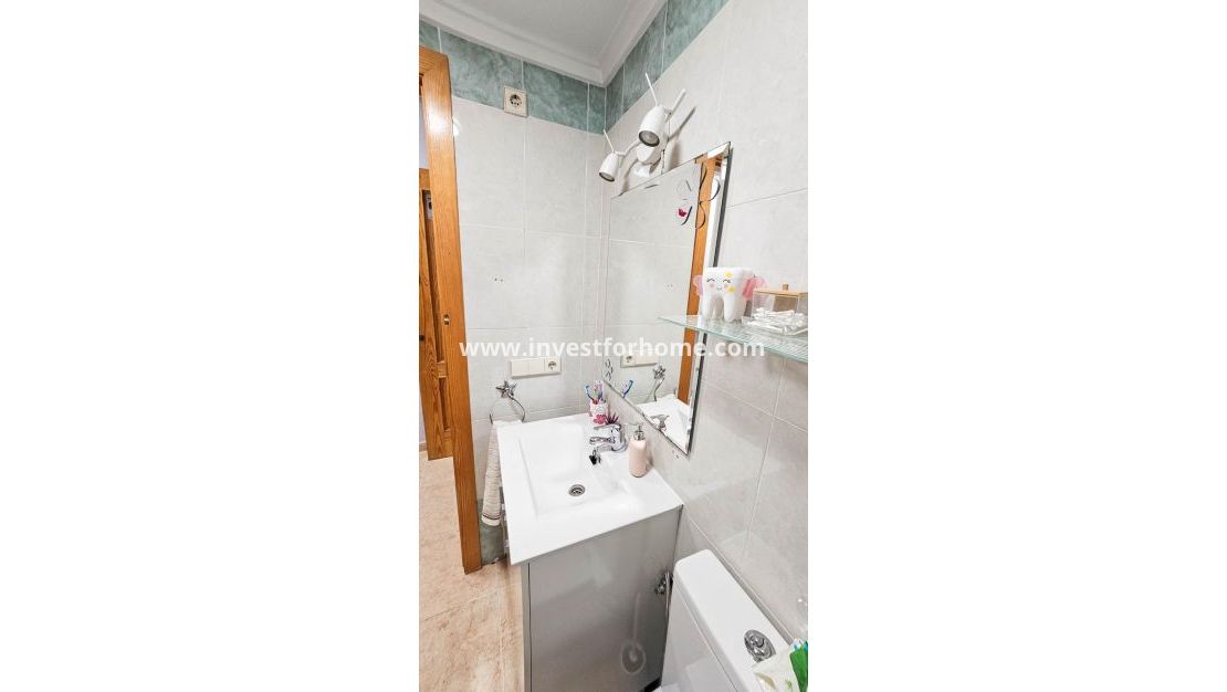Reventa - Apartamento - Torrevieja - Centro