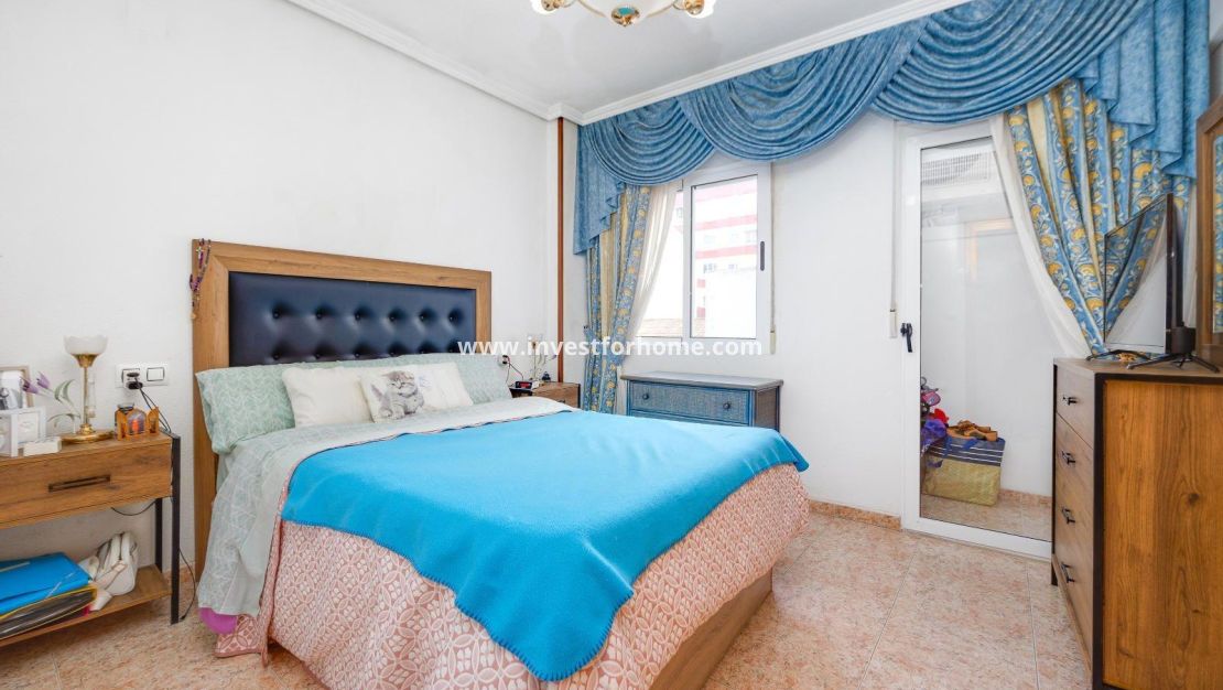 Reventa - Apartamento - Torrevieja - Centro