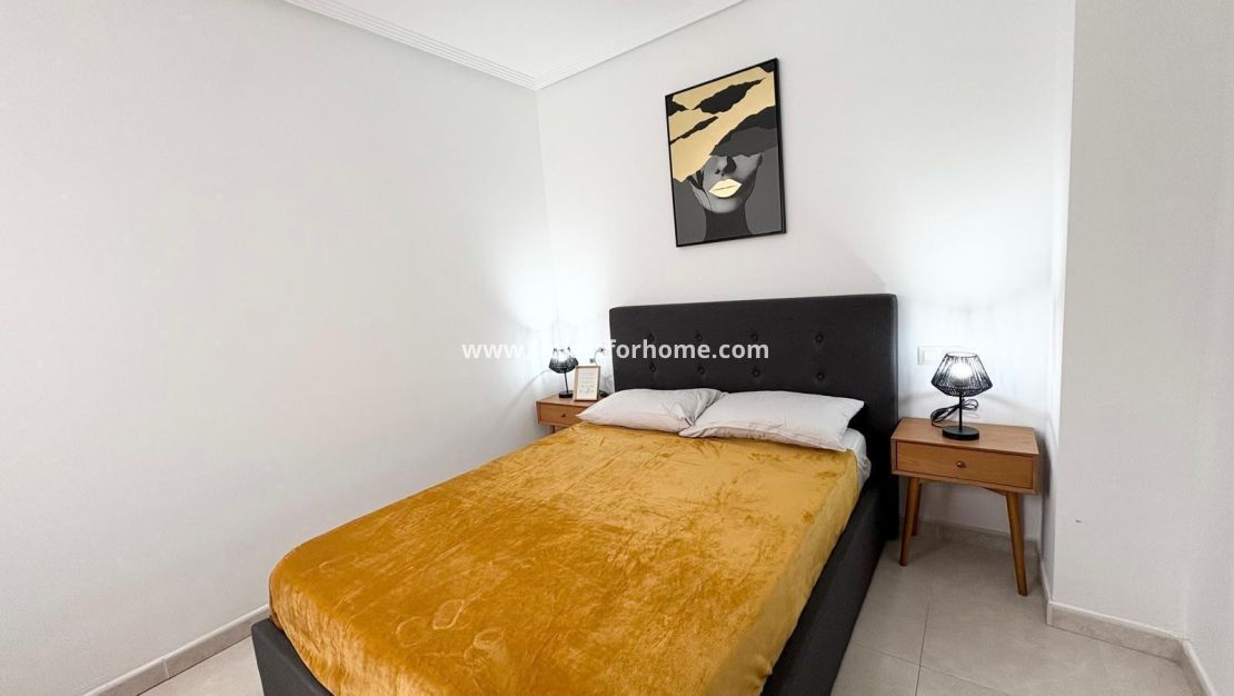 Reventa - Apartamento - Torrevieja - Centro