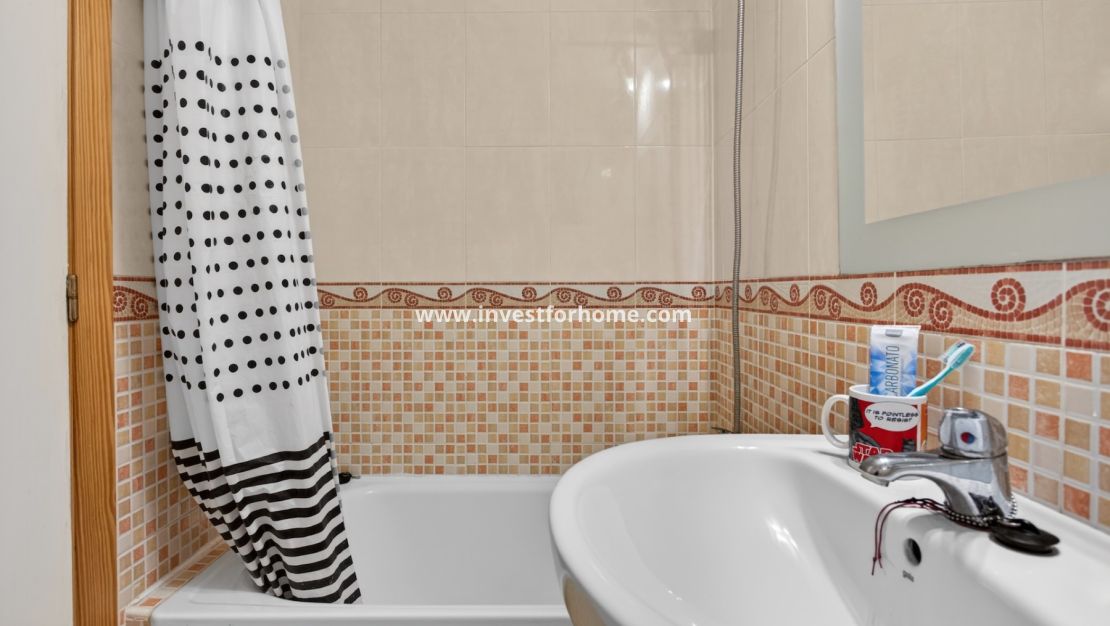 Reventa - Apartamento - Torrevieja - Centro