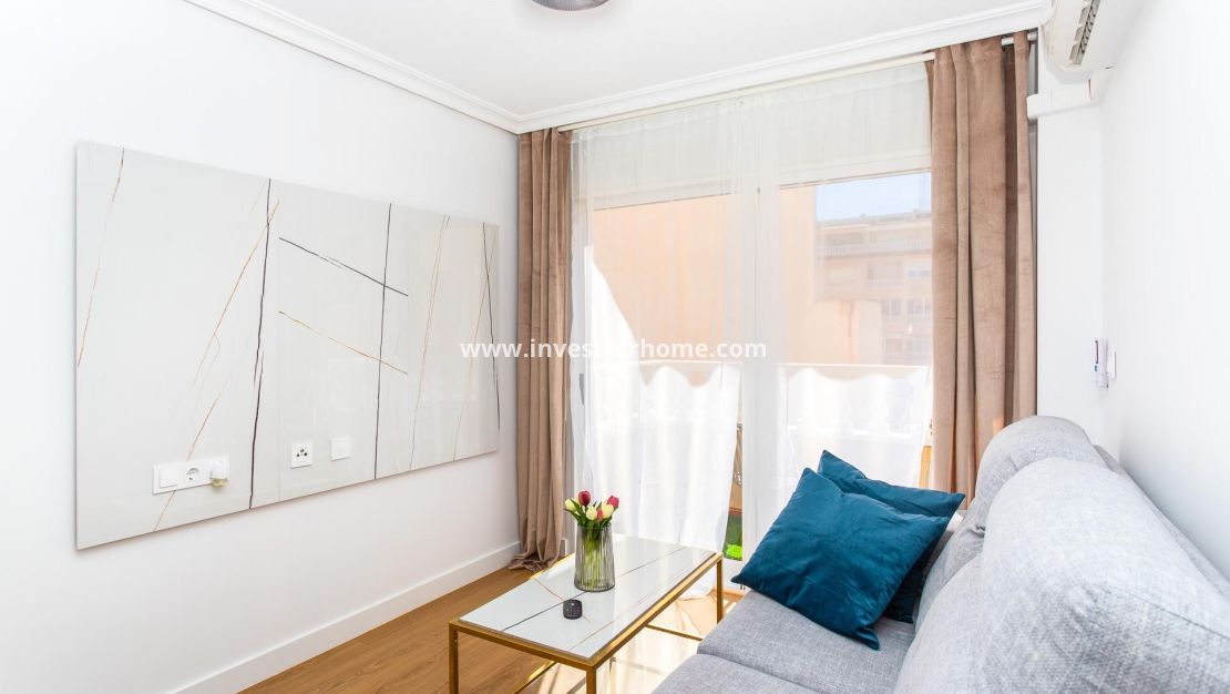 Reventa - Apartamento - Torrevieja - Centro