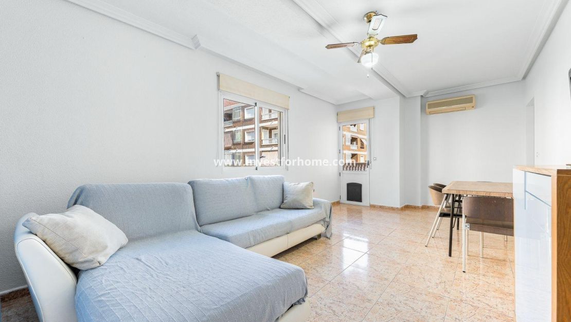 Reventa - Apartamento - Torrevieja - Centro