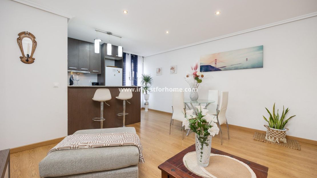Reventa - Apartamento - Torrevieja - Centro