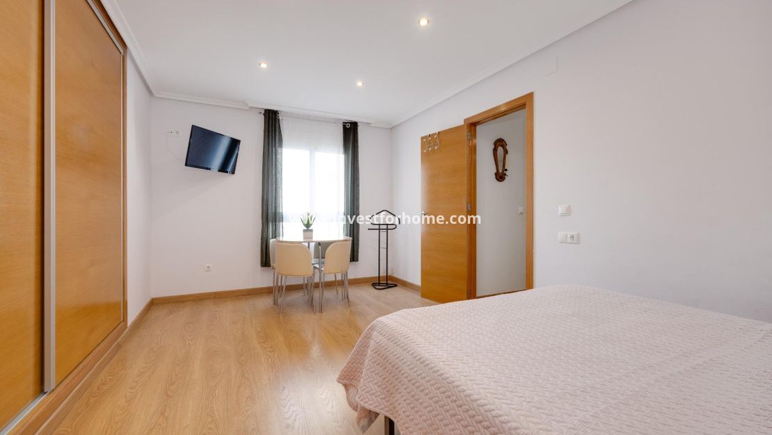Reventa - Apartamento - Torrevieja - Centro