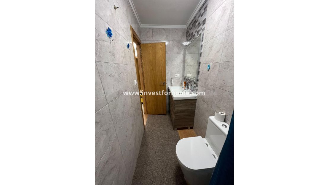 Reventa - Apartamento - Torrevieja - Centro