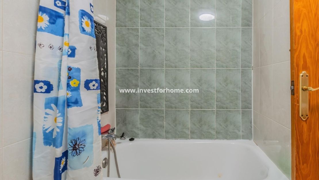Reventa - Apartamento - Torrevieja - Centro
