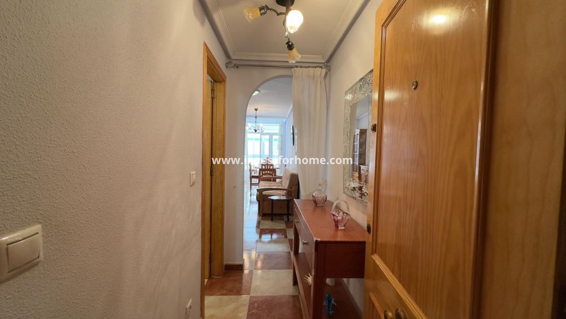 Reventa - Apartamento - Torrevieja - Centro