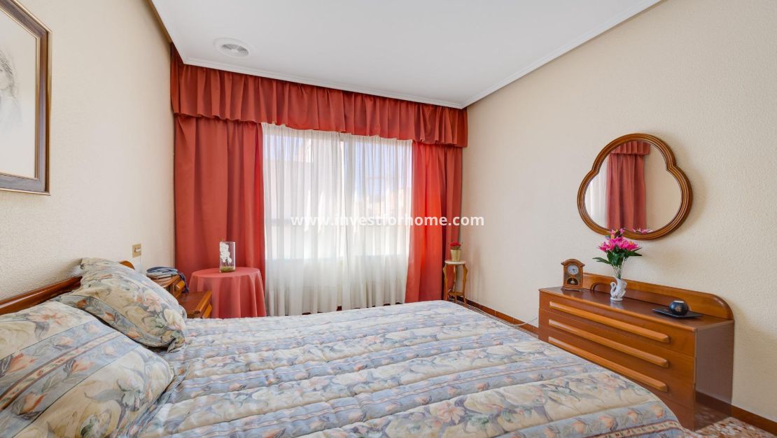 Reventa - Apartamento - Torrevieja - Centro