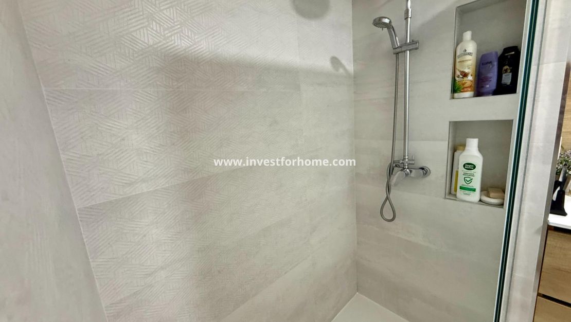 Reventa - Apartamento - Torrevieja - Centro