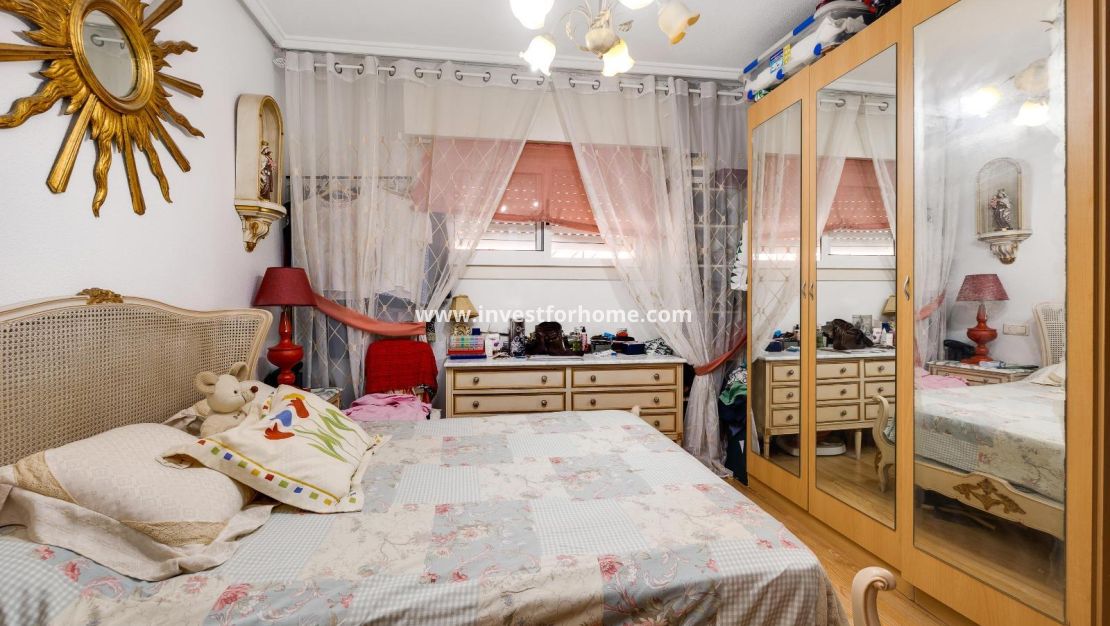 Reventa - Apartamento - Torrevieja - Centro