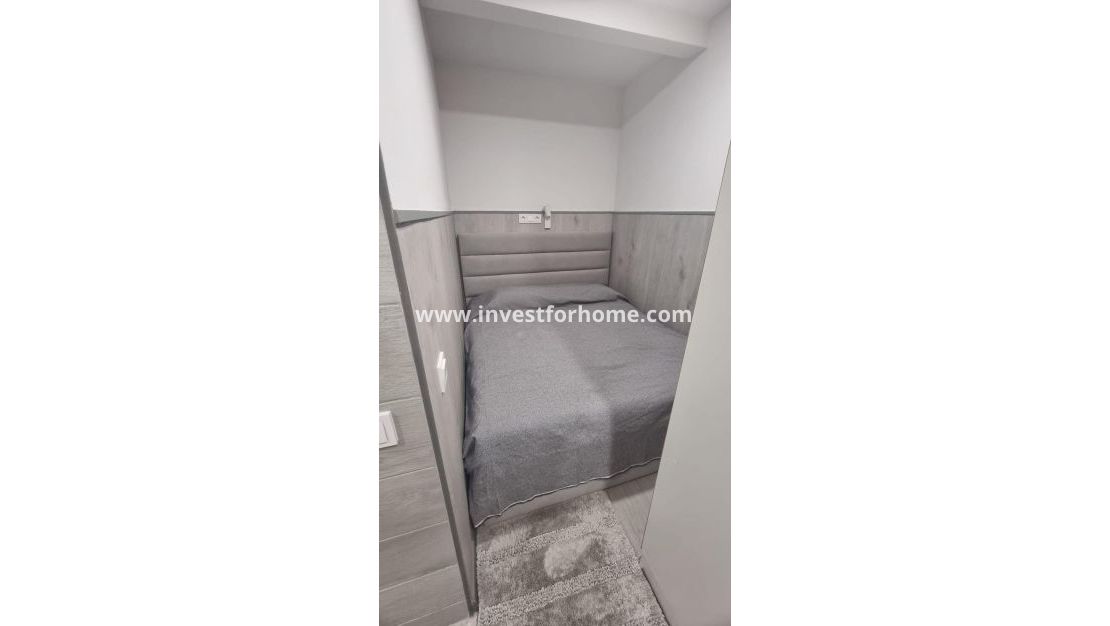 Reventa - Apartamento - Torrevieja - Centro