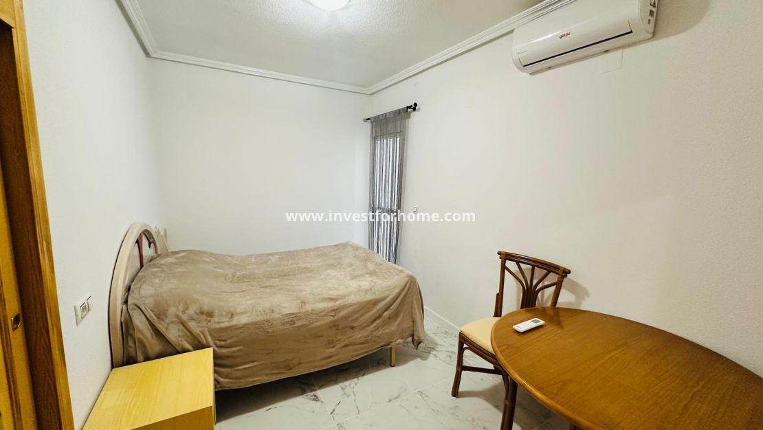 Reventa - Apartamento - Torrevieja - Centro