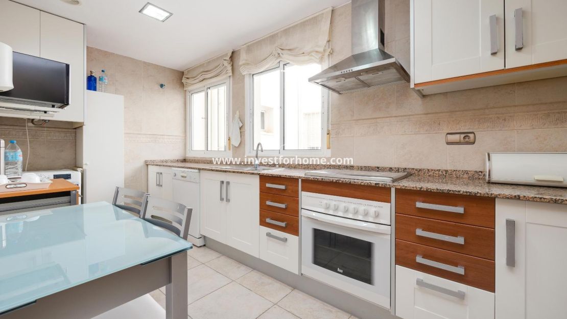 Reventa - Apartamento - Torrevieja - Centro