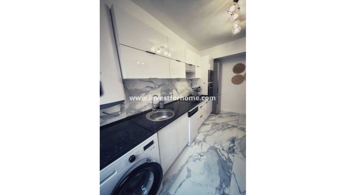 Reventa - Apartamento - Torrevieja - Centro