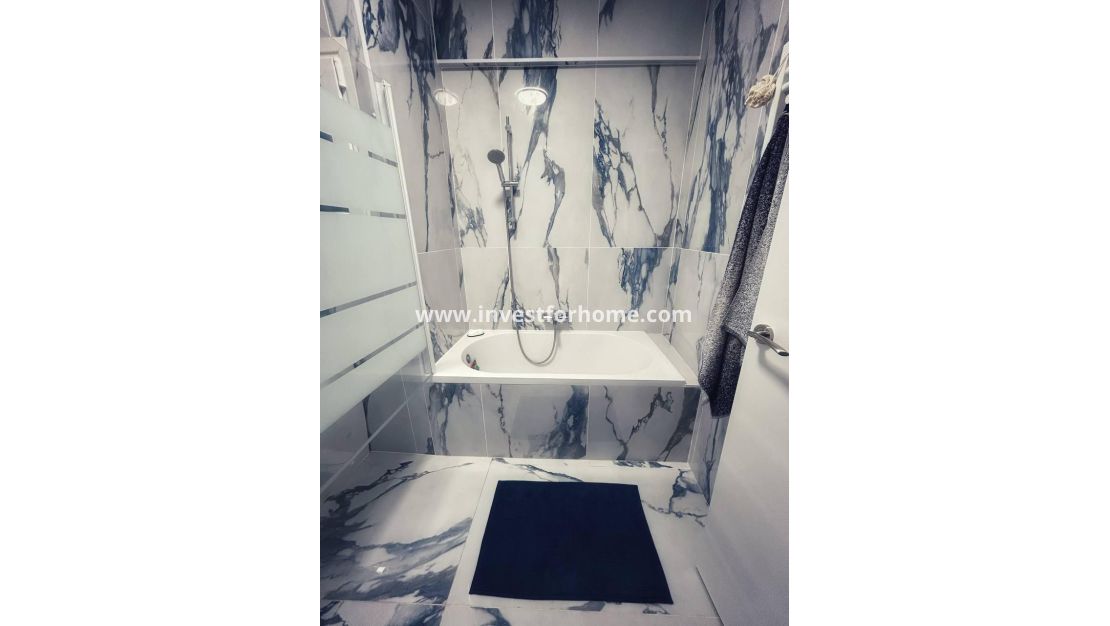 Reventa - Apartamento - Torrevieja - Centro
