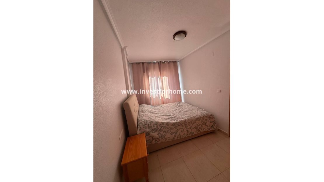 Reventa - Apartamento - Torrevieja - Centro