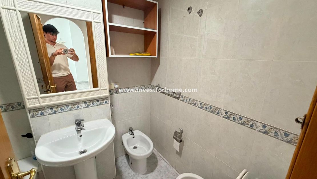 Reventa - Apartamento - Torrevieja - Centro