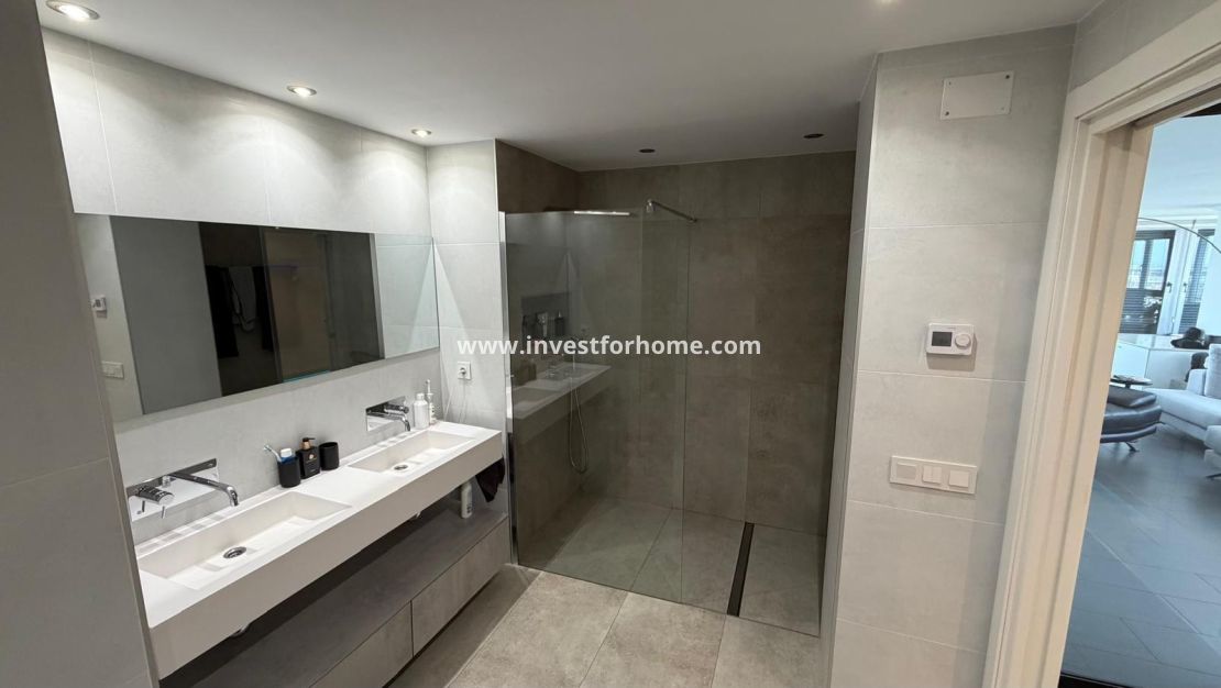 Reventa - Apartamento - Torrevieja - Centro