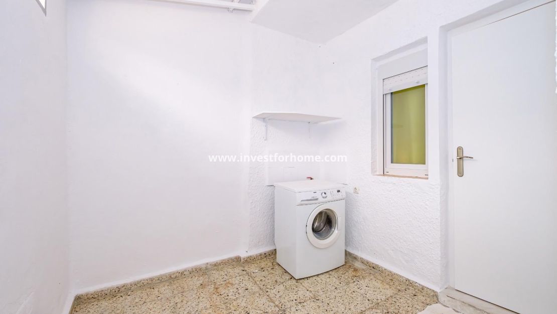 Reventa - Apartamento - Torrevieja - El Acequión - Los Náufragos