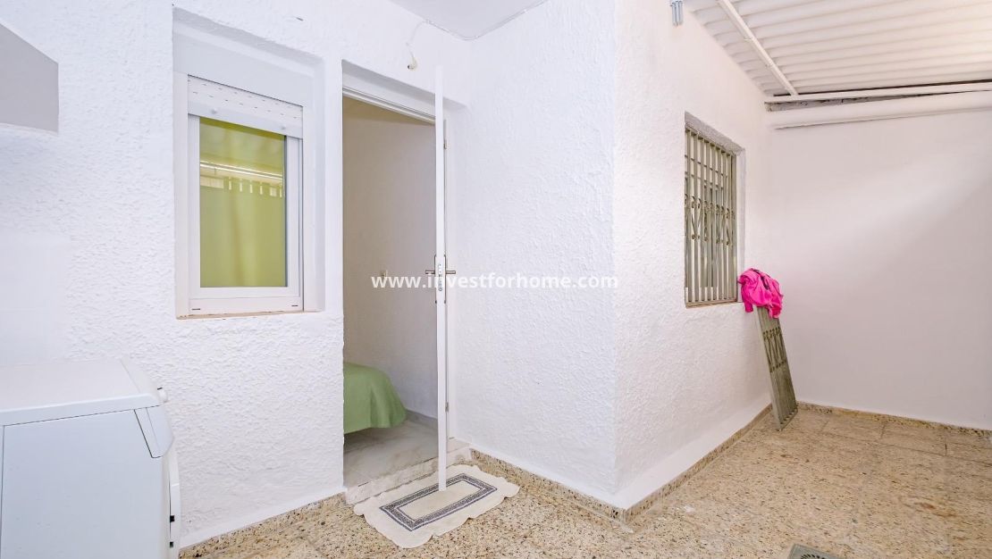 Reventa - Apartamento - Torrevieja - El Acequión - Los Náufragos